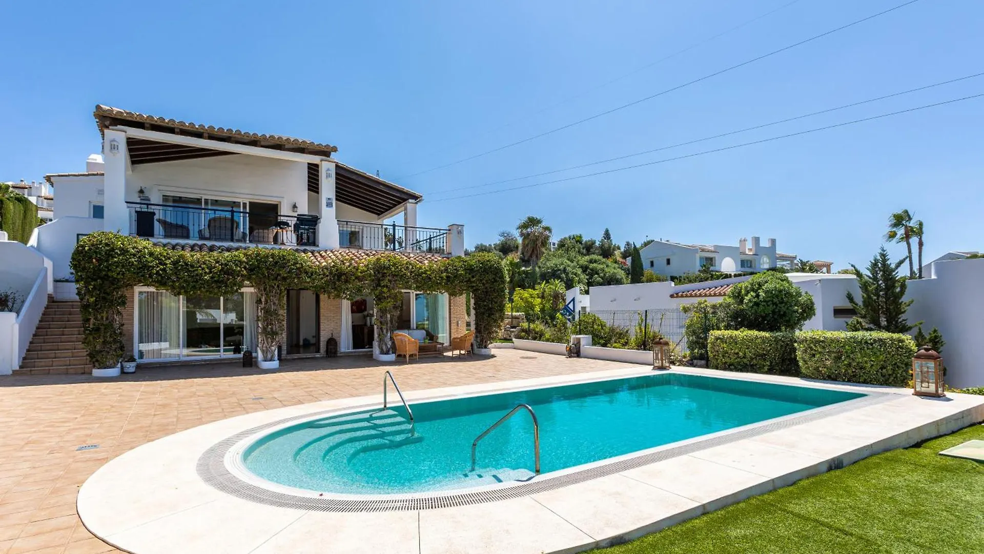 Villa La Vista - Family Friendly Private Pool, Bbq, Sauna Бенальмадена