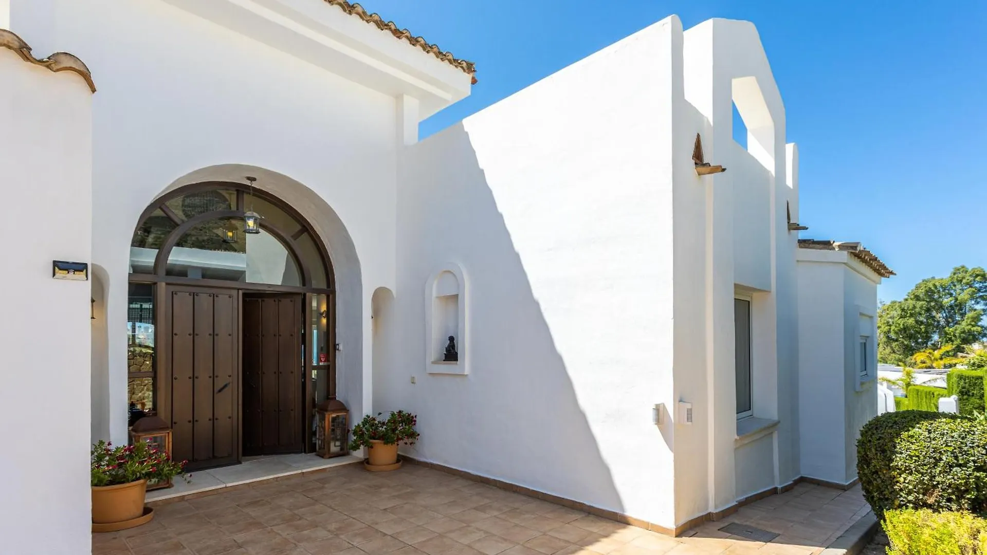 Villa La Vista - Family Friendly Private Pool, Bbq, Sauna Бенальмадена